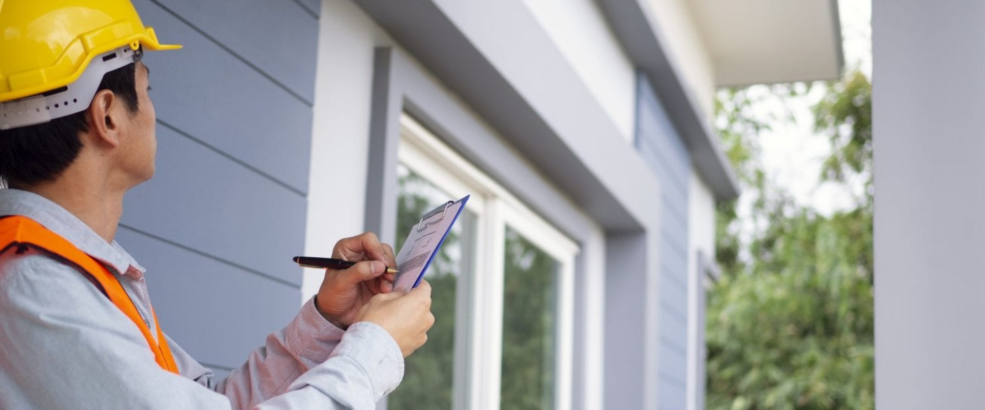 Perks Of Hiring A Home Inspector With Expertise In Mold Inspection And Asbestos Testing In Charleston